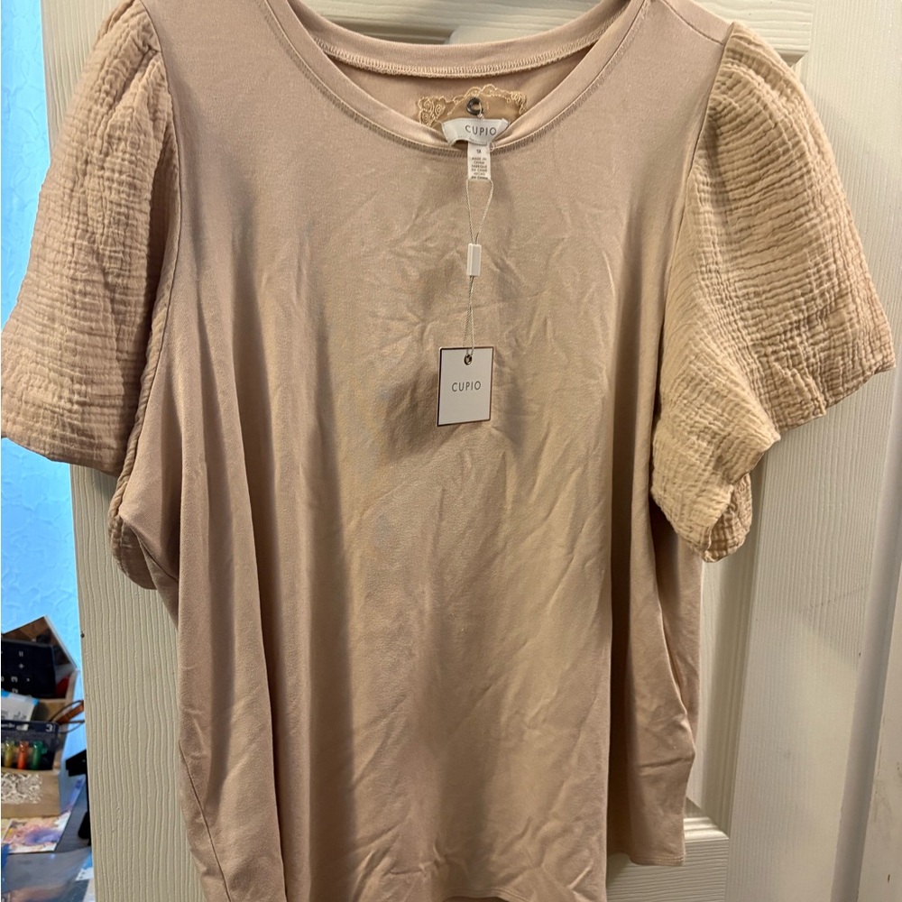 Cupio Beige Short Sleeve Top - Picture 2 of 11